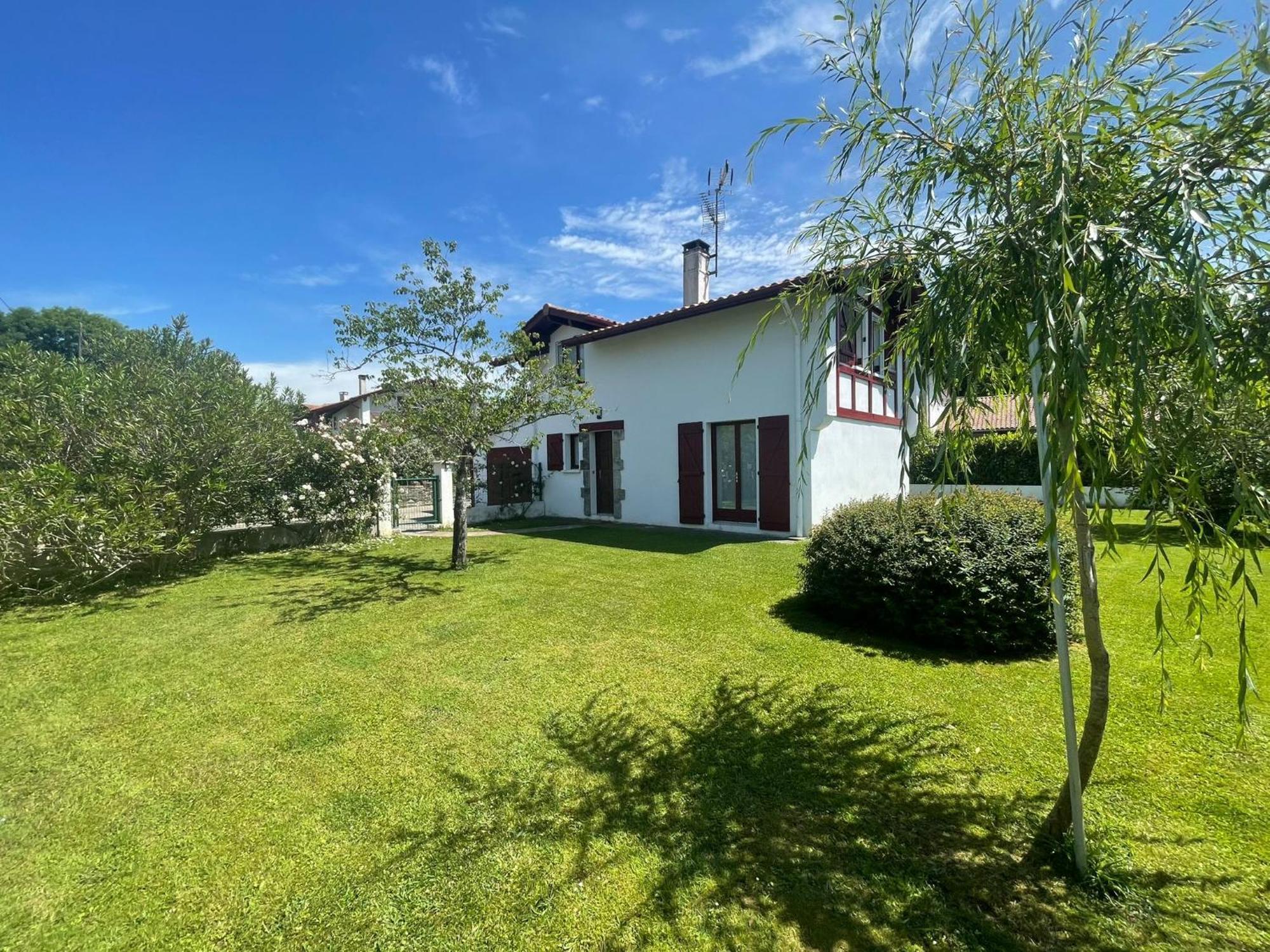 Maison Lore Mendi Elbarron Saint-Pée-sur-Nivelle Dış mekan fotoğraf